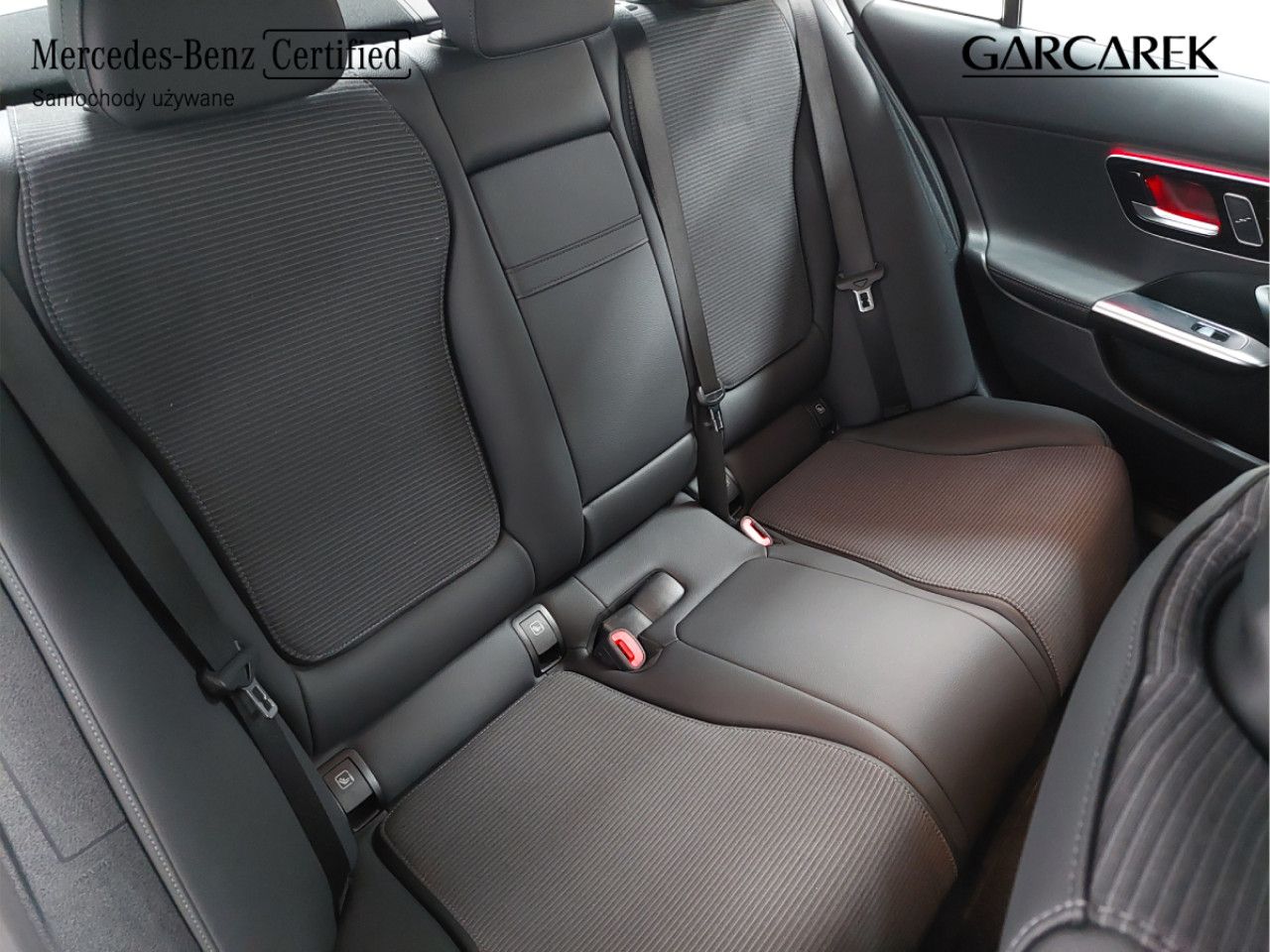 Zdj&eogon;cie pojazdu 18 / 24