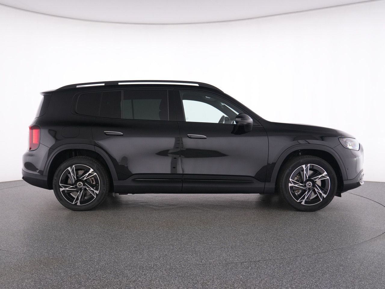 Mercedes-Benz GLB – Bild 11