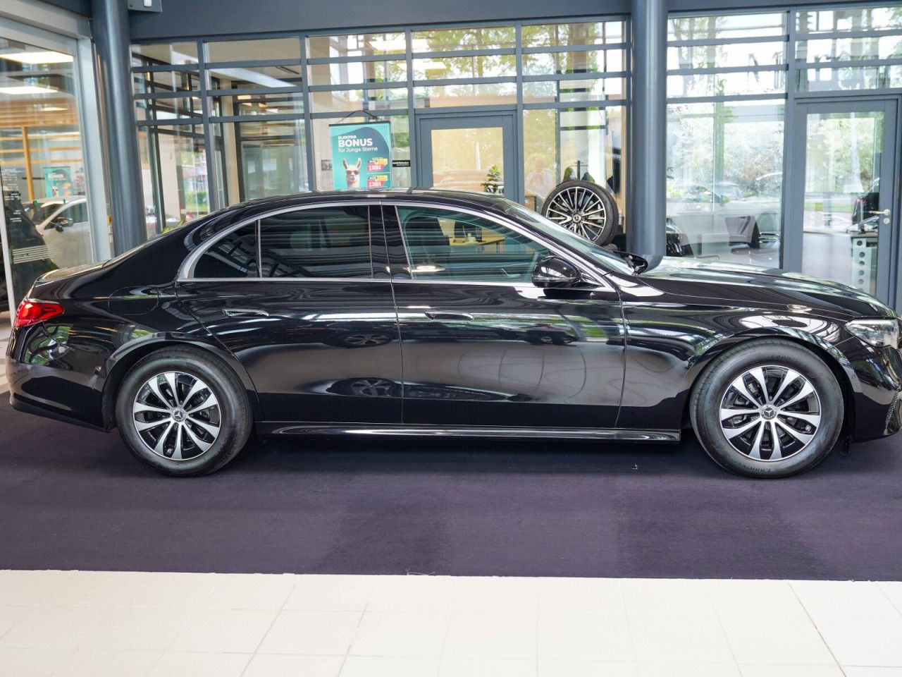 Mercedes-Benz E-Klasse – Bild 3