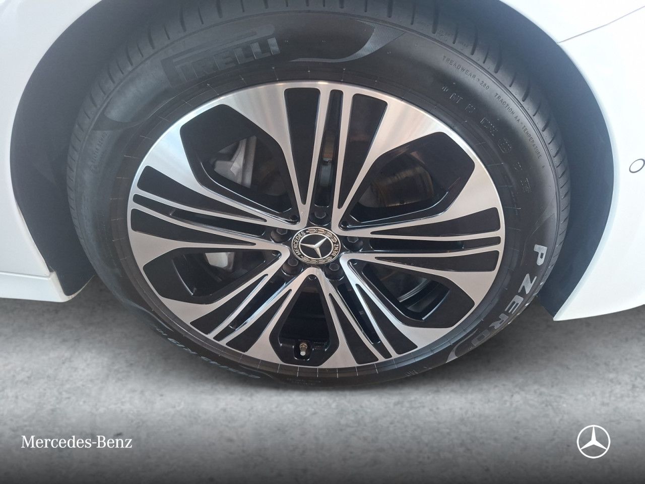 Mercedes-Benz E-Klasse – Bild 2