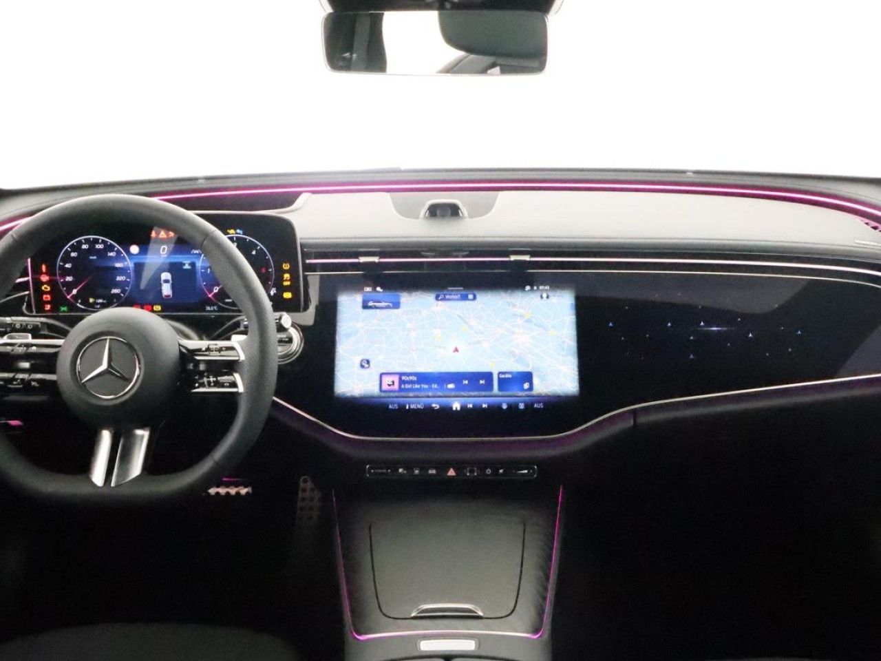 Mercedes-Benz E-Klasse – Bild 15
