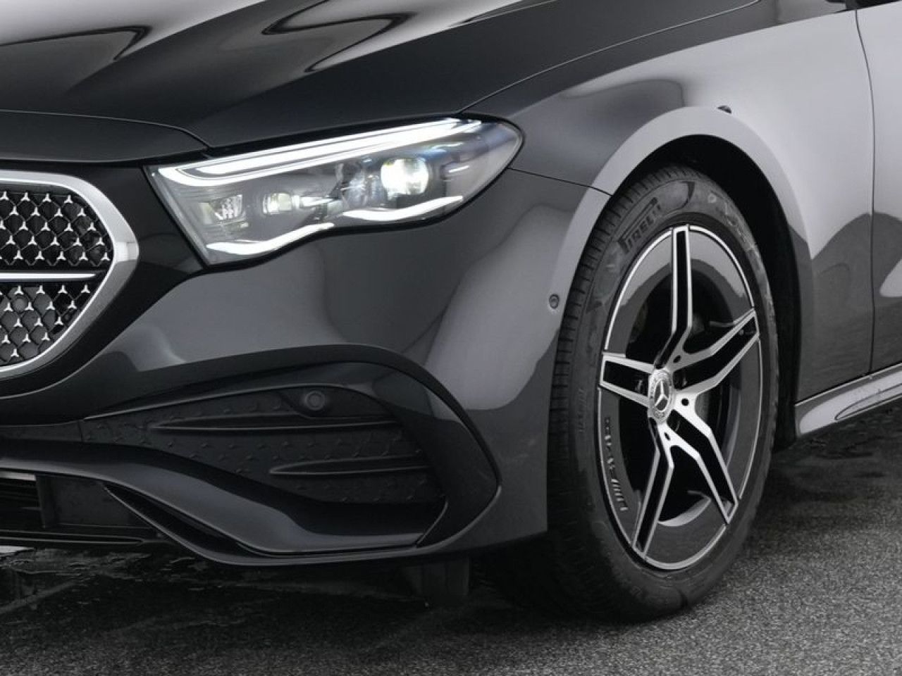 Mercedes-Benz E-Klasse – Bild 2