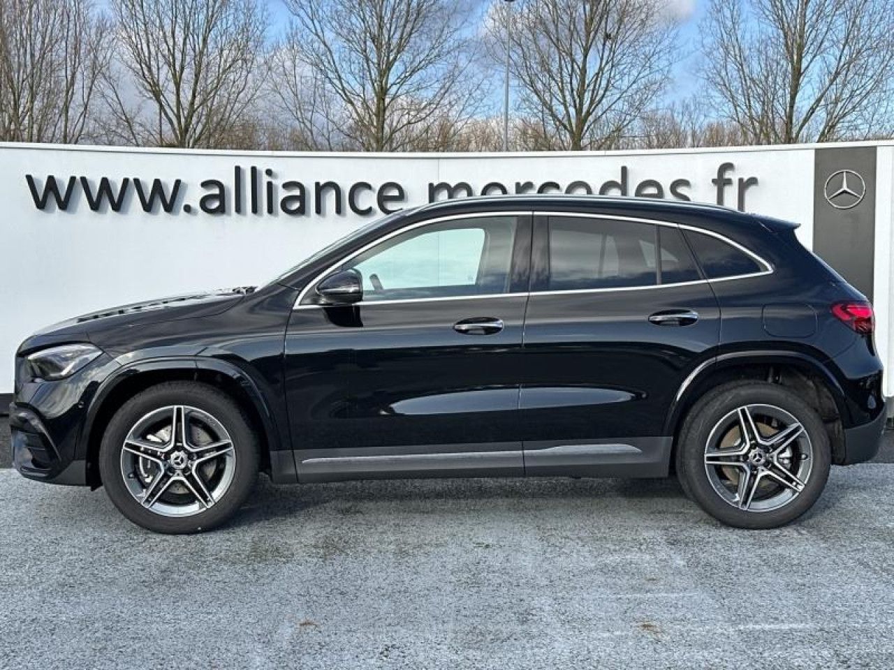 Photo du v&eacute;hicule 2 / 18