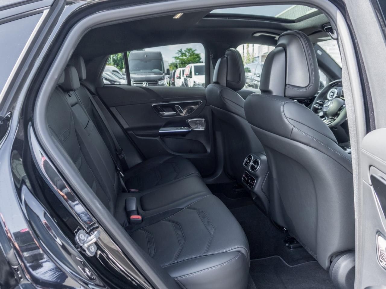 Mercedes-Benz GLC – Bild 11