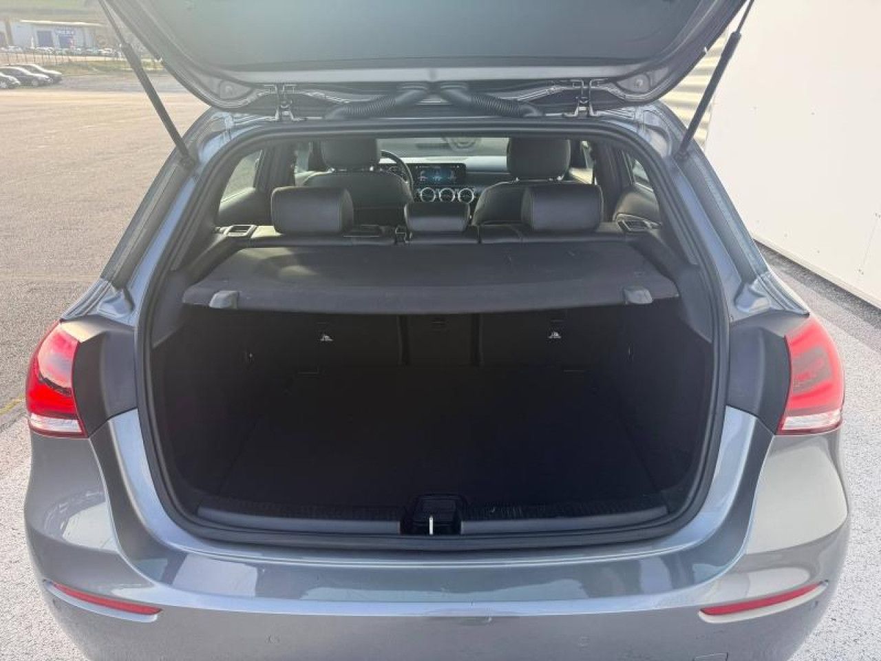 Photo du v&eacute;hicule 8 / 17