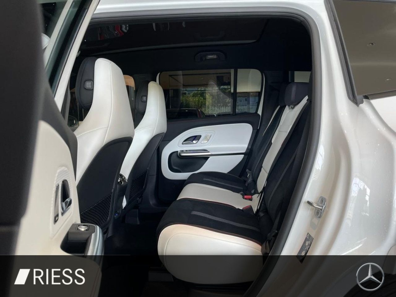 Mercedes-Benz GLB – Bild 4