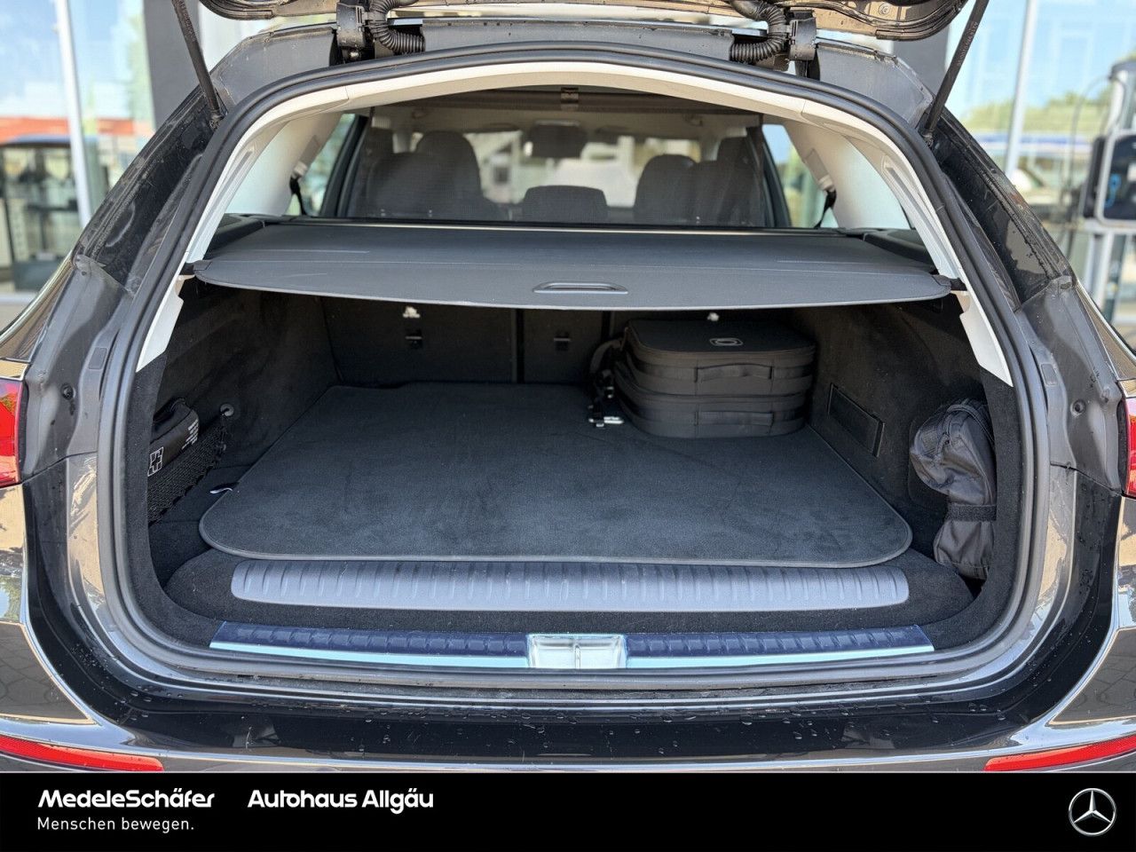 Mercedes-Benz E-Klasse – Bild 20