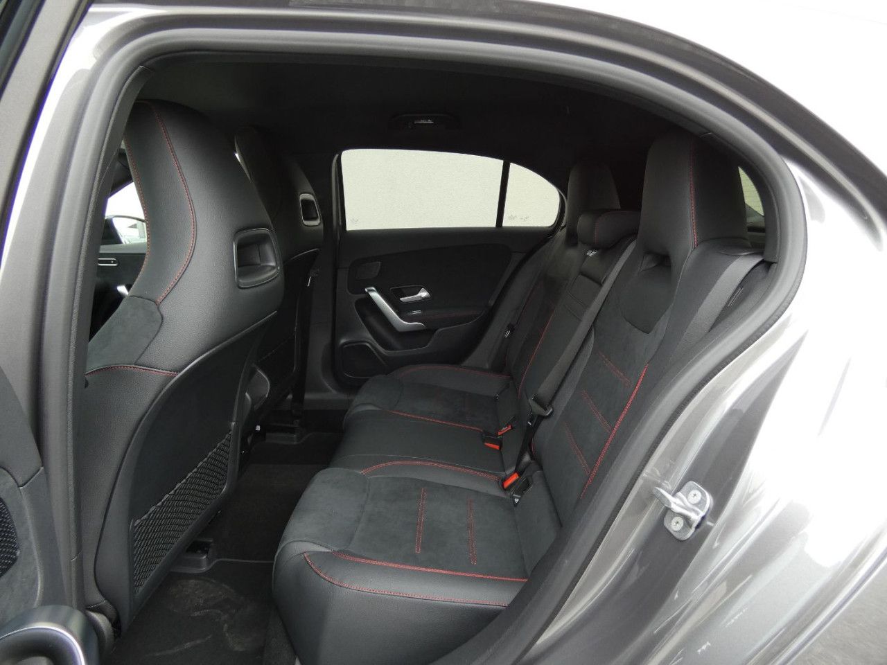 Fahrzeugbild 13 / 28