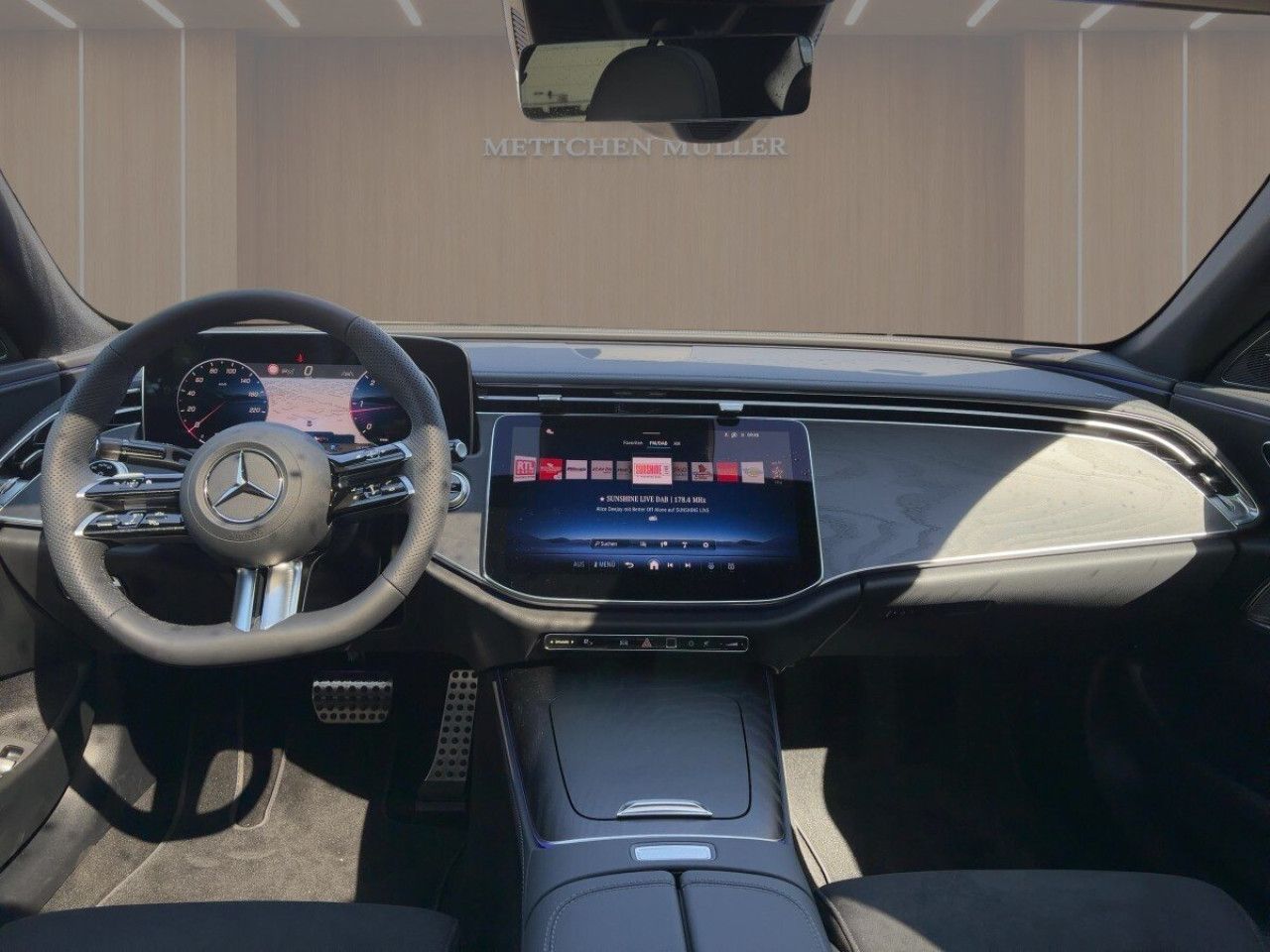 Mercedes-Benz E-Klasse – Bild 8