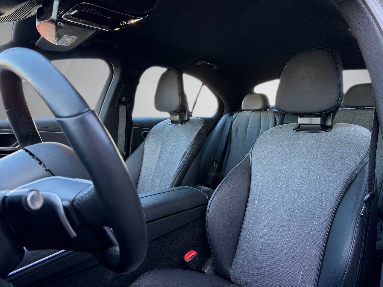 Mercedes-Benz E-Klasse – Bild 24
