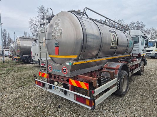 Immagine del veicolo 2 / 3