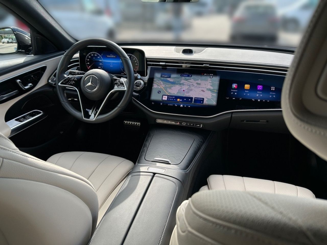 Mercedes-Benz E-Klasse – Bild 9