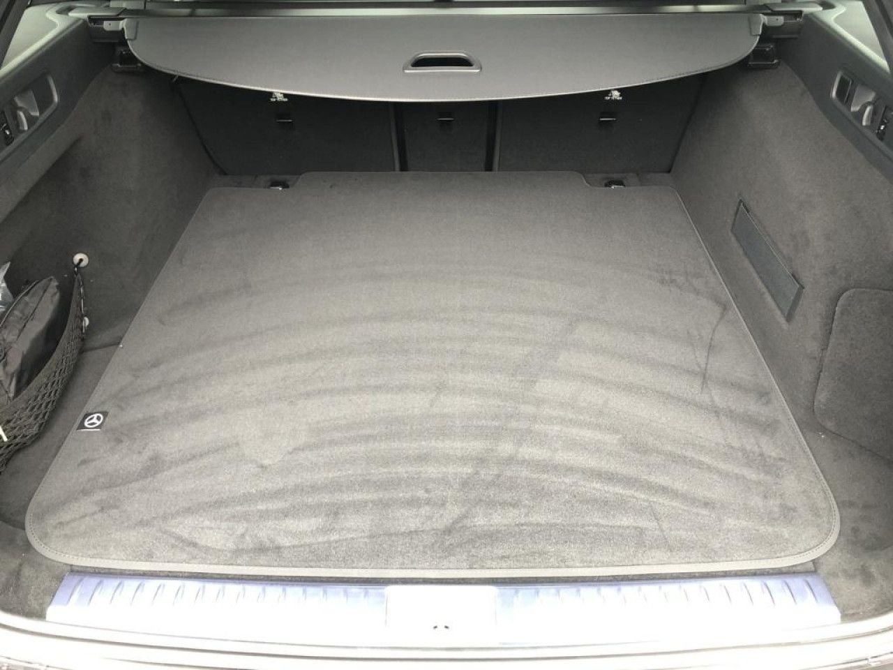 Mercedes-Benz E-Klasse – Bild 12