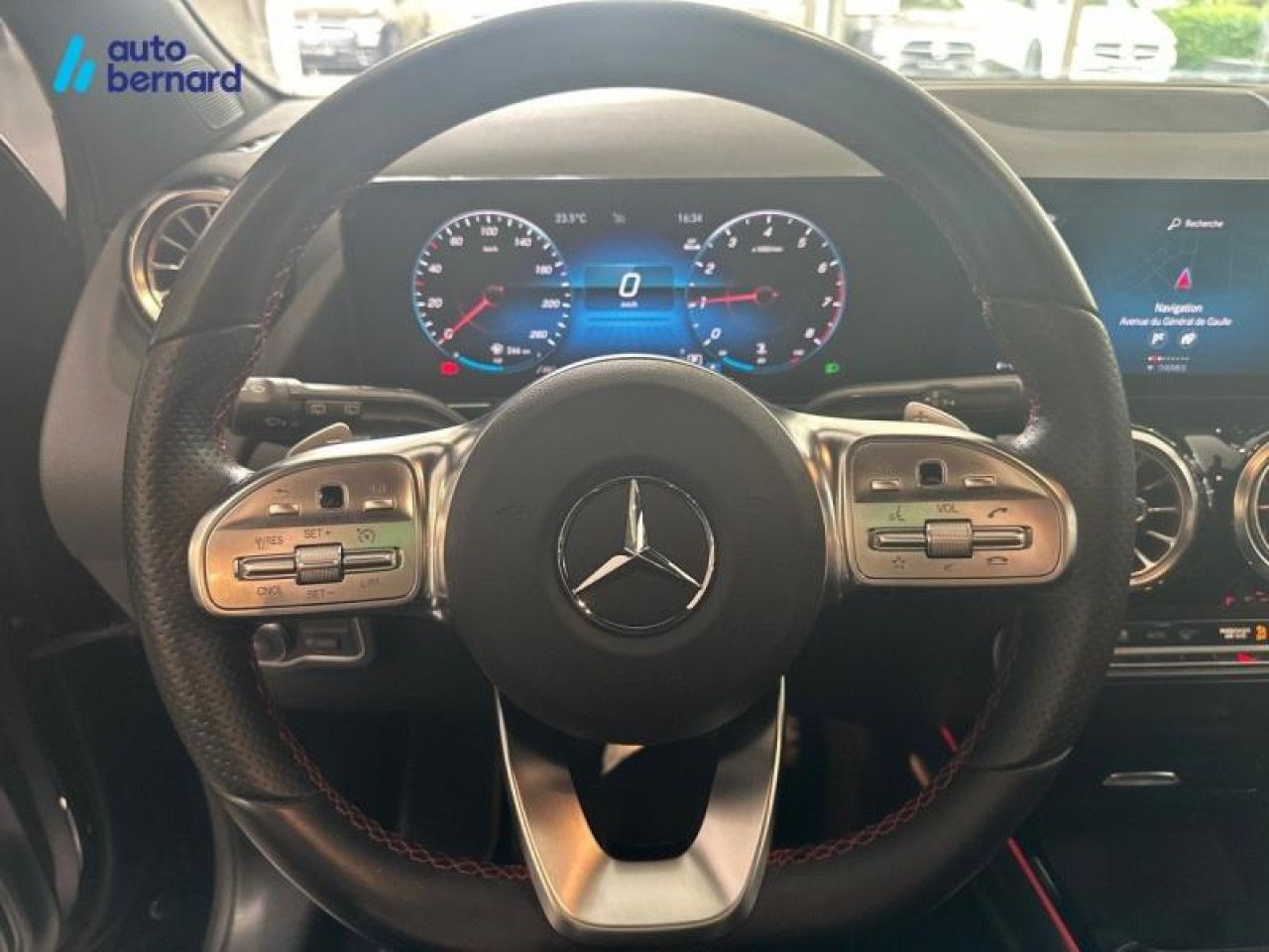 Photo du véhicule 14 / 17