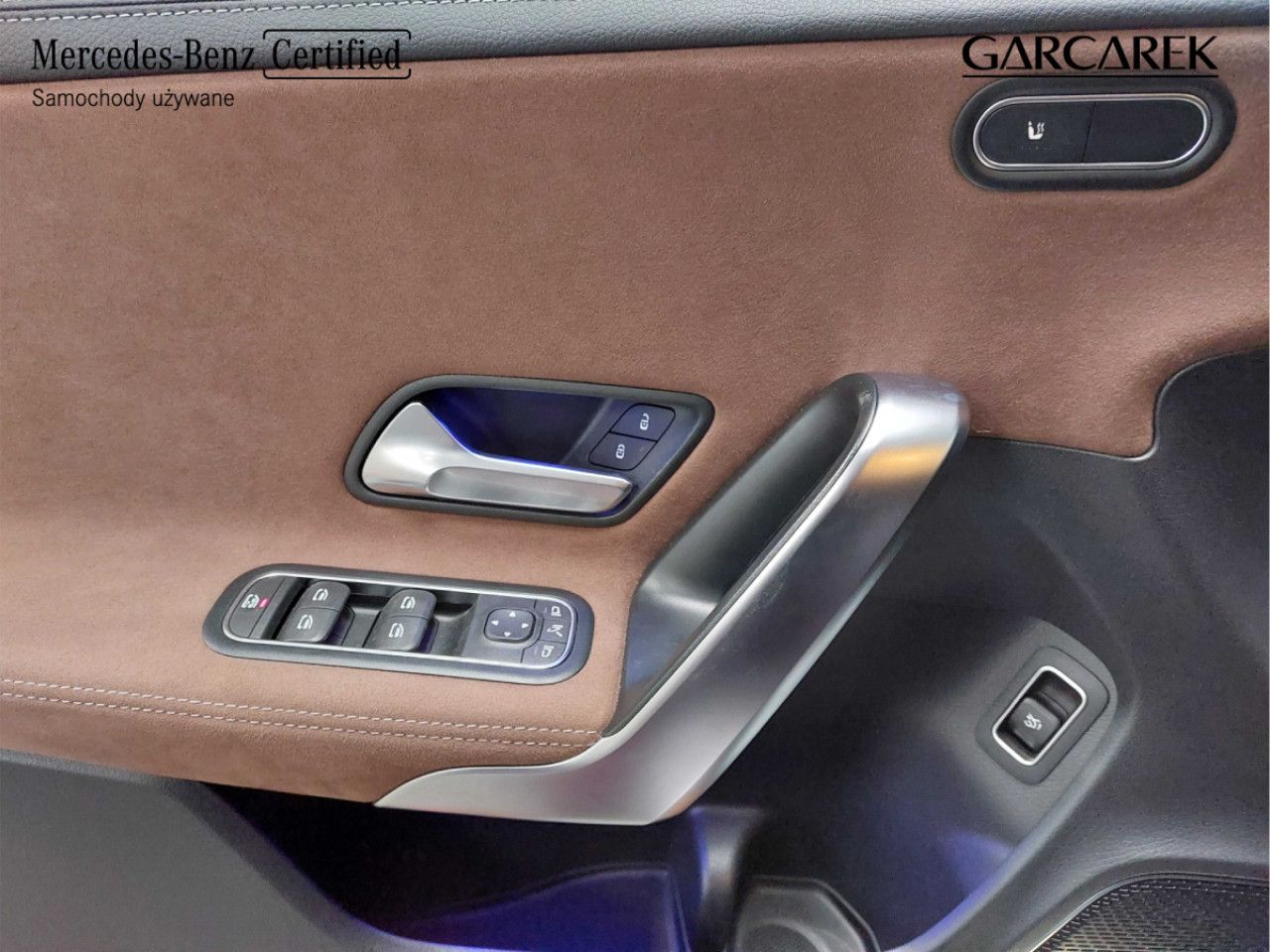 Zdjęcie pojazdu 16 / 18