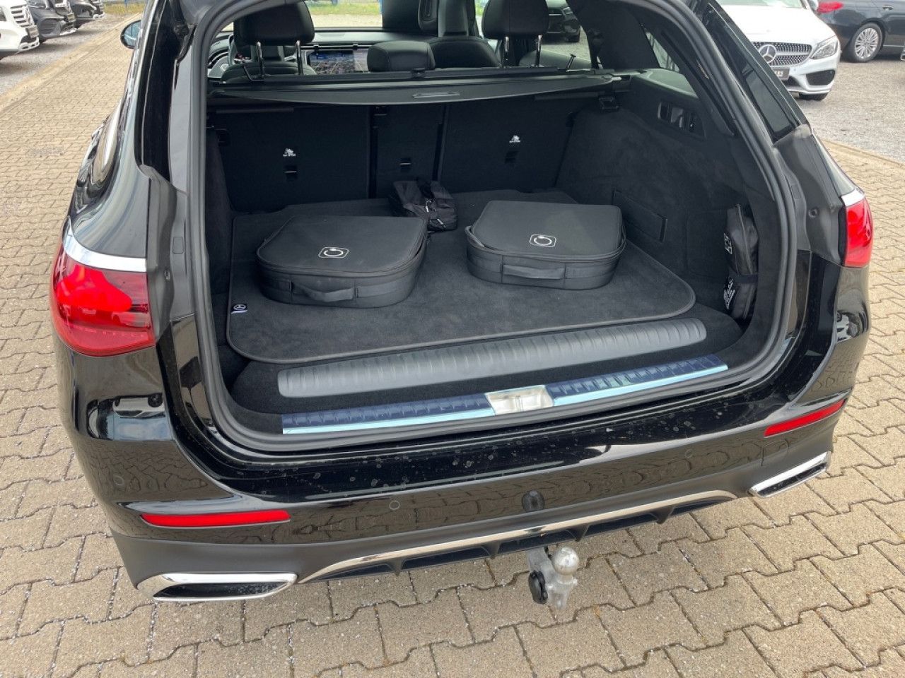 Mercedes-Benz E-Klasse – Bild 7