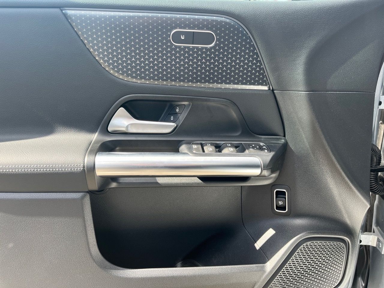 Fahrzeugbild 12 / 24