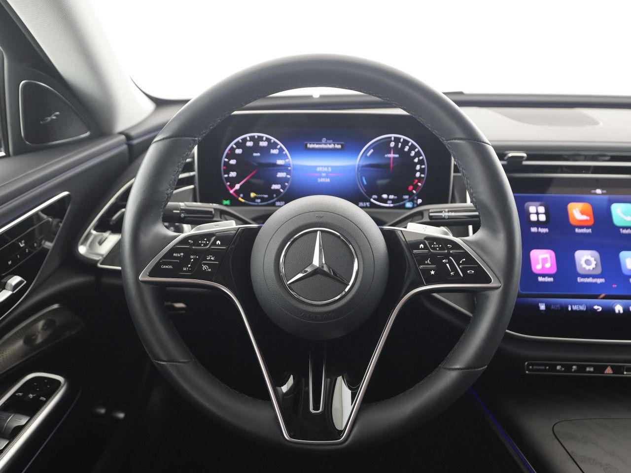 Mercedes-Benz E-Klasse – Bild 11