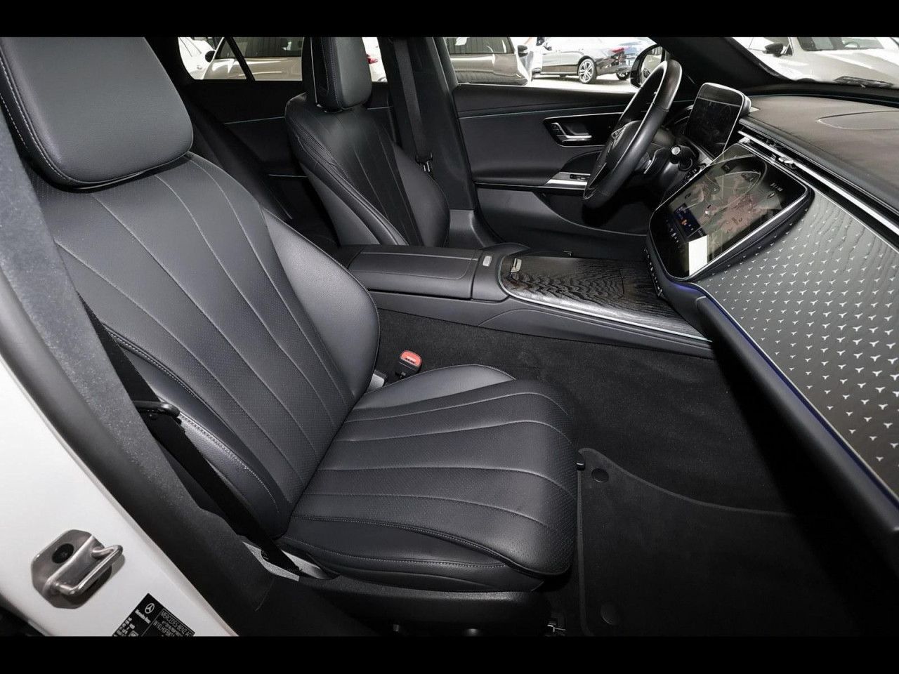 Mercedes-Benz E-Klasse – Bild 4
