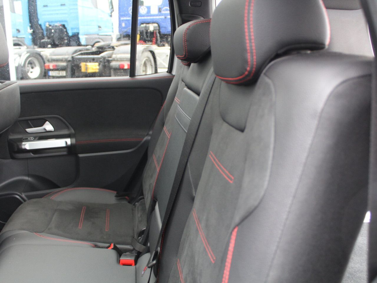 Mercedes-Benz GLB – Bild 9