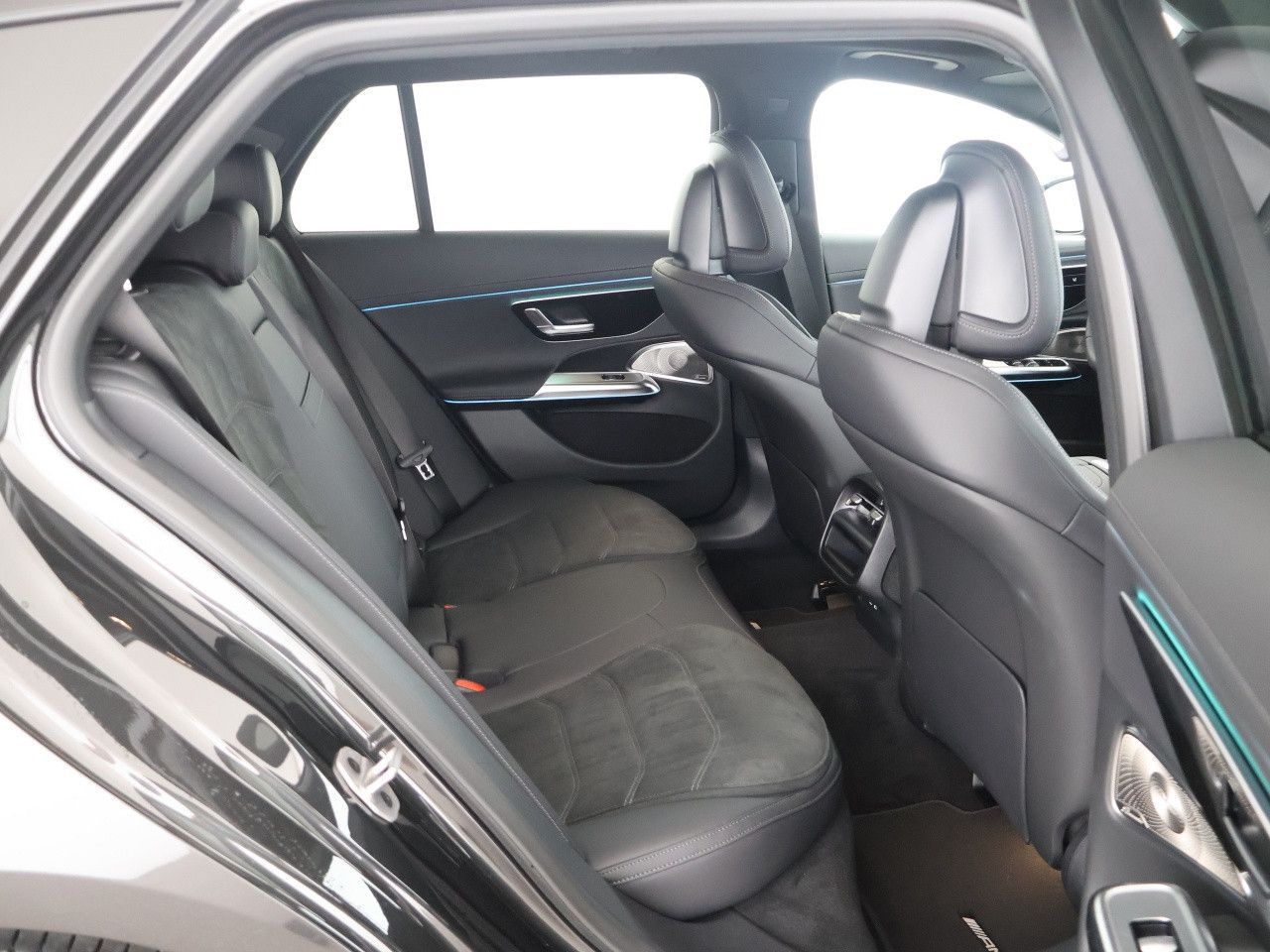 Mercedes-Benz E-Klasse – Bild 14