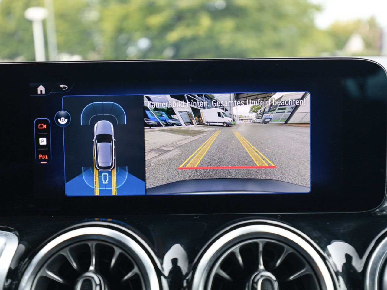 Mercedes-Benz EQB – Bild 13