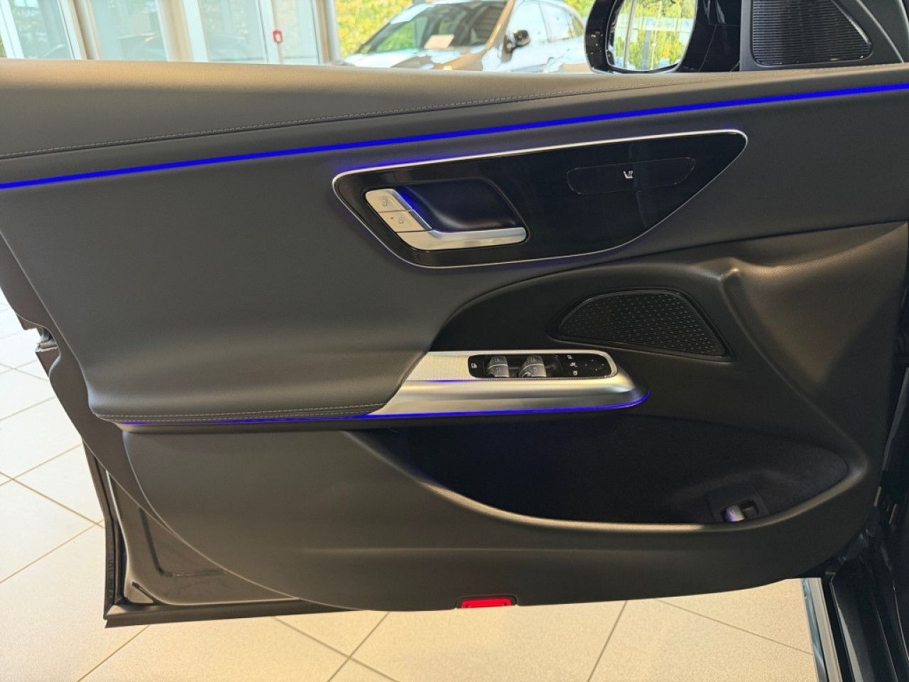 Mercedes-Benz E-Klasse – Bild 6