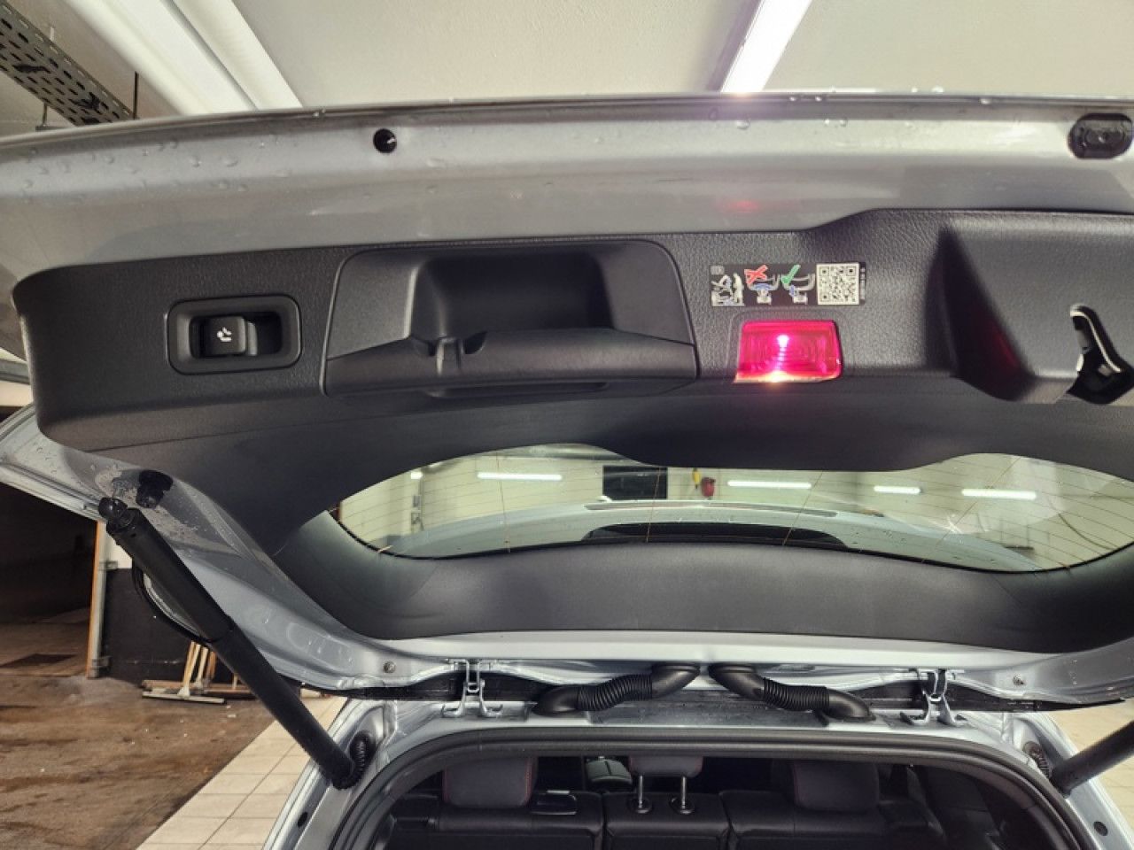 Photo du v&eacute;hicule 14 / 16