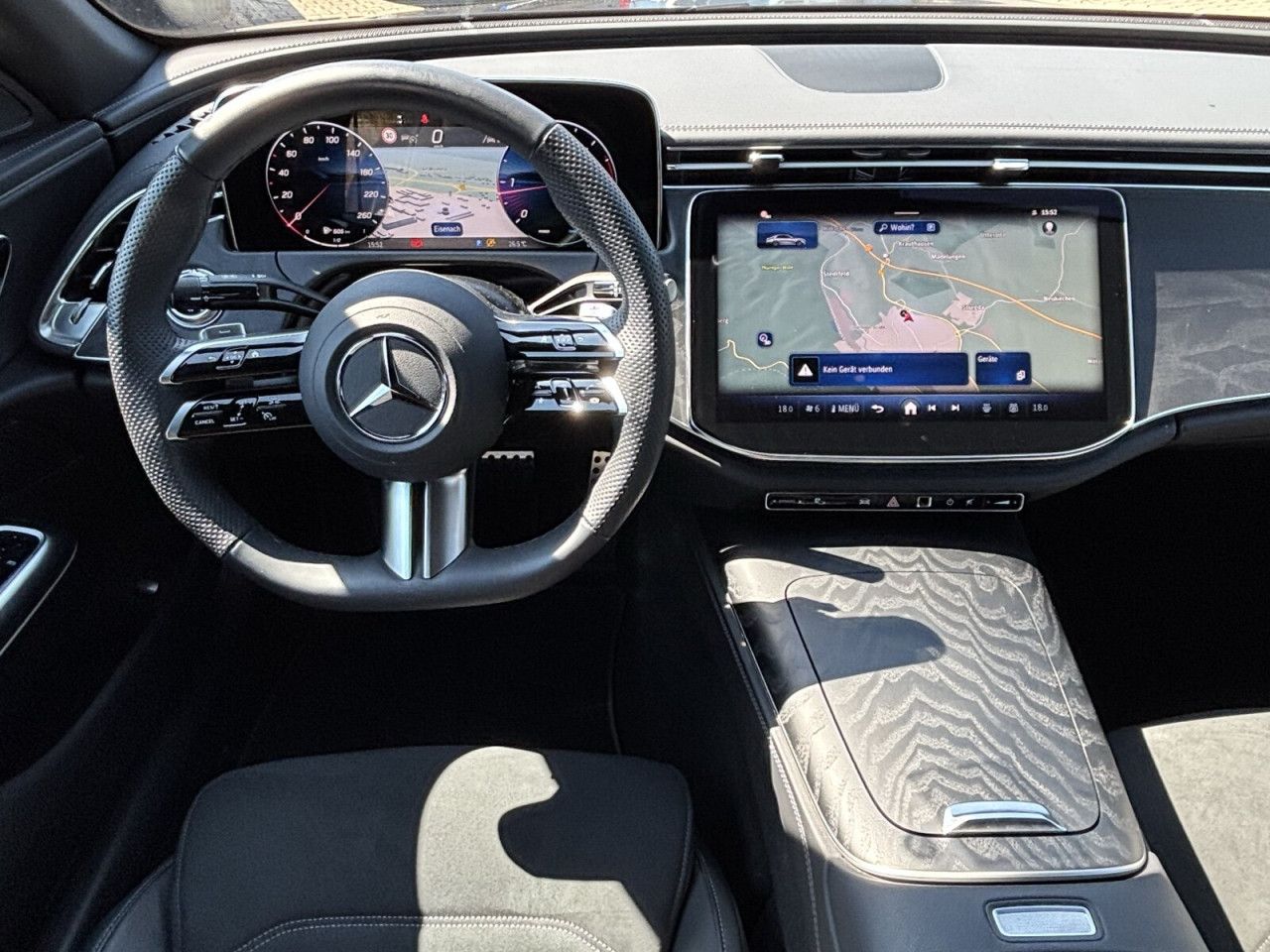 Mercedes-Benz E-Klasse – Bild 12