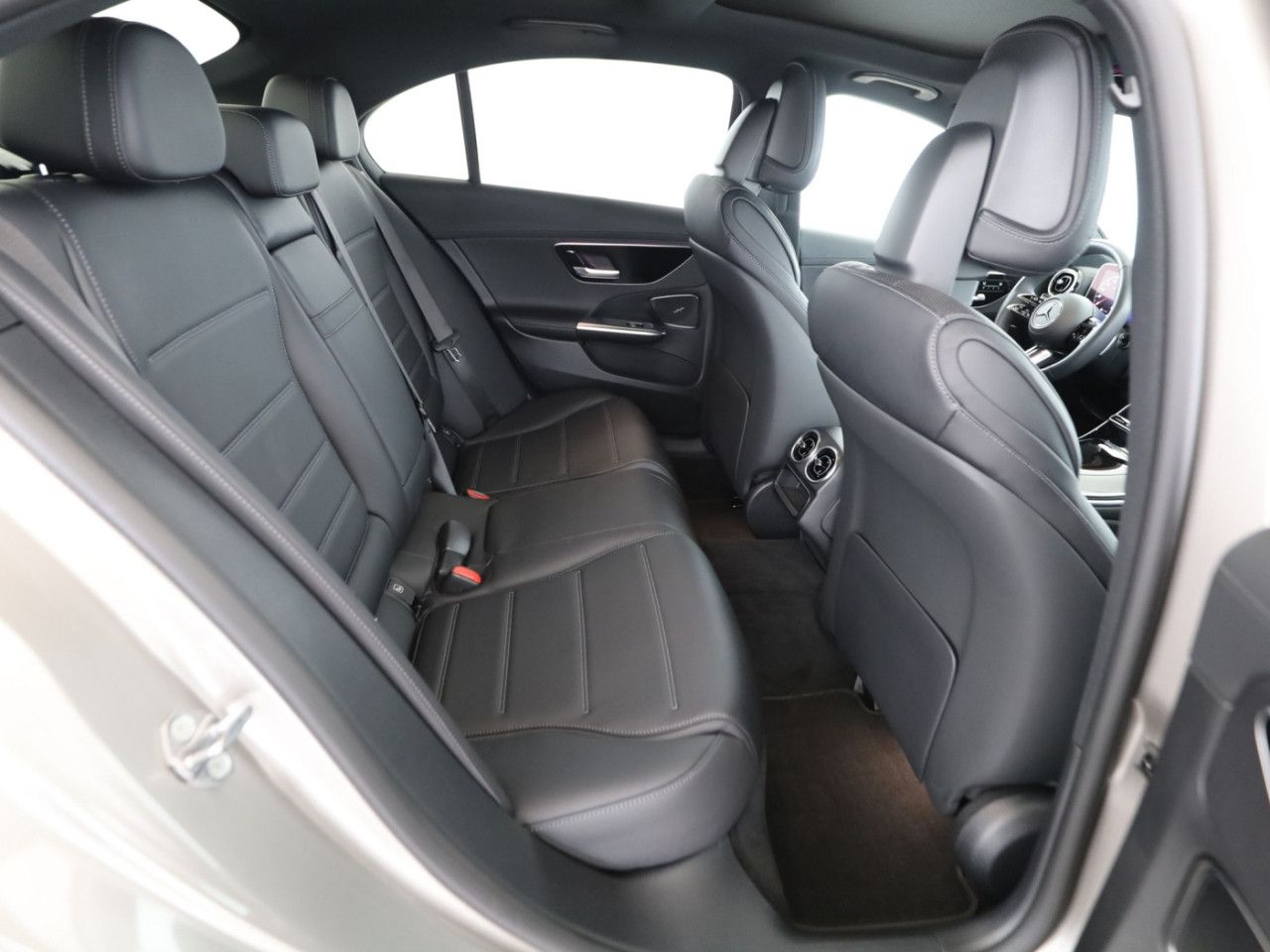 Fahrzeugbild 17 / 24