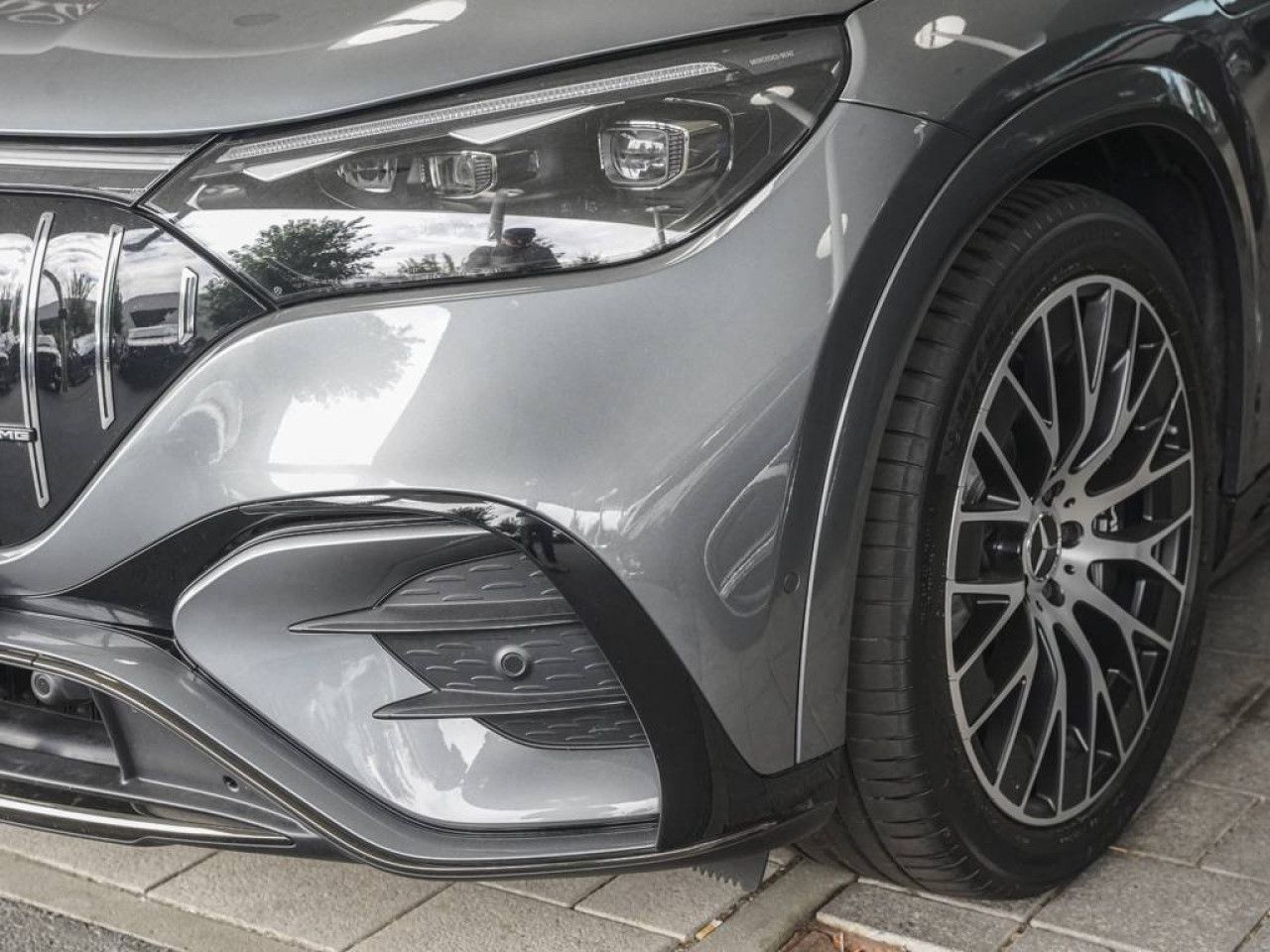 Mercedes-Benz EQE SUV – Bild 5