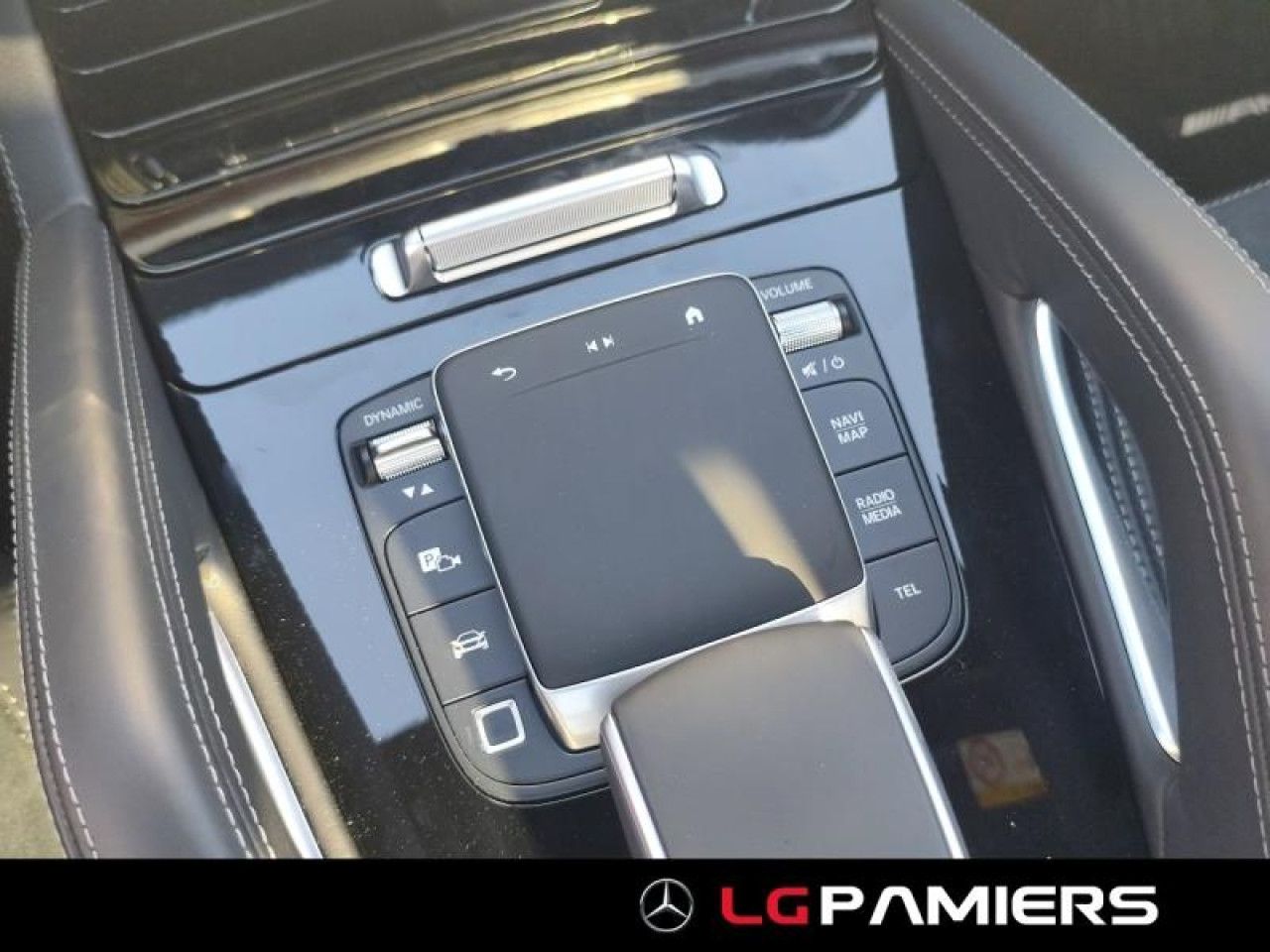 Photo du v&eacute;hicule 13 / 18