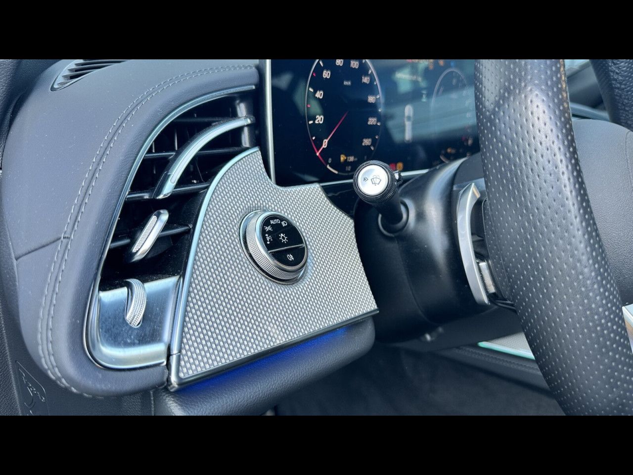 Mercedes-Benz E-Klasse – Bild 16