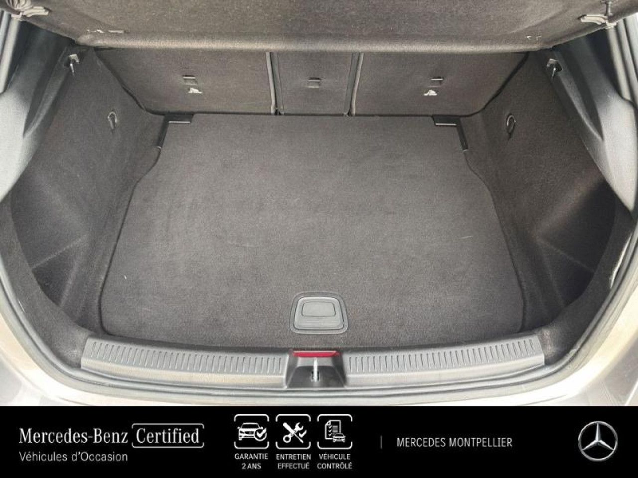 Photo du v&eacute;hicule 15 / 18