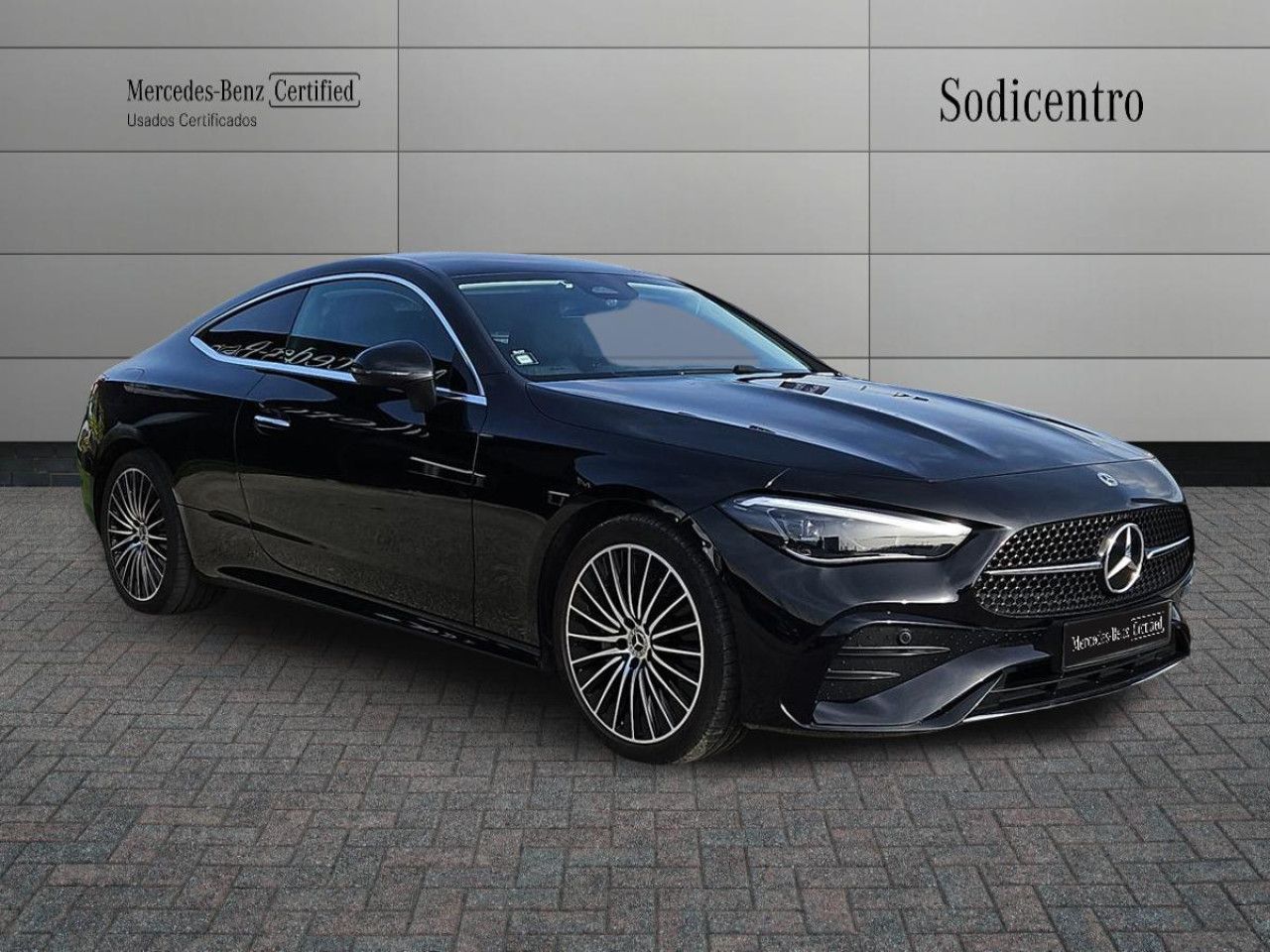 Imagem do ve&iacute;culo 2 / 20