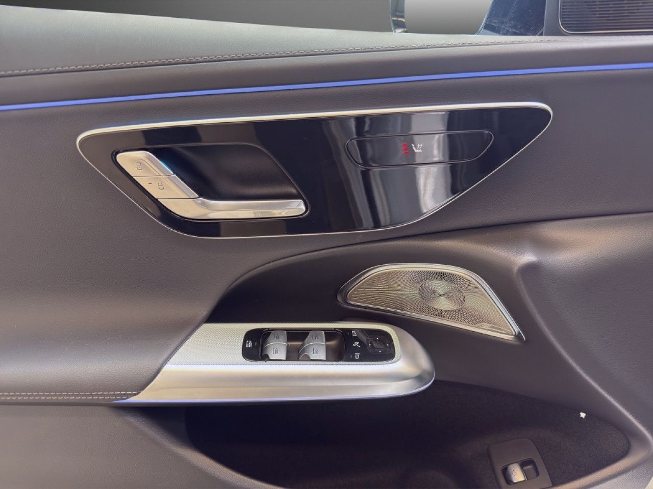 Mercedes-Benz E-Klasse – Bild 4