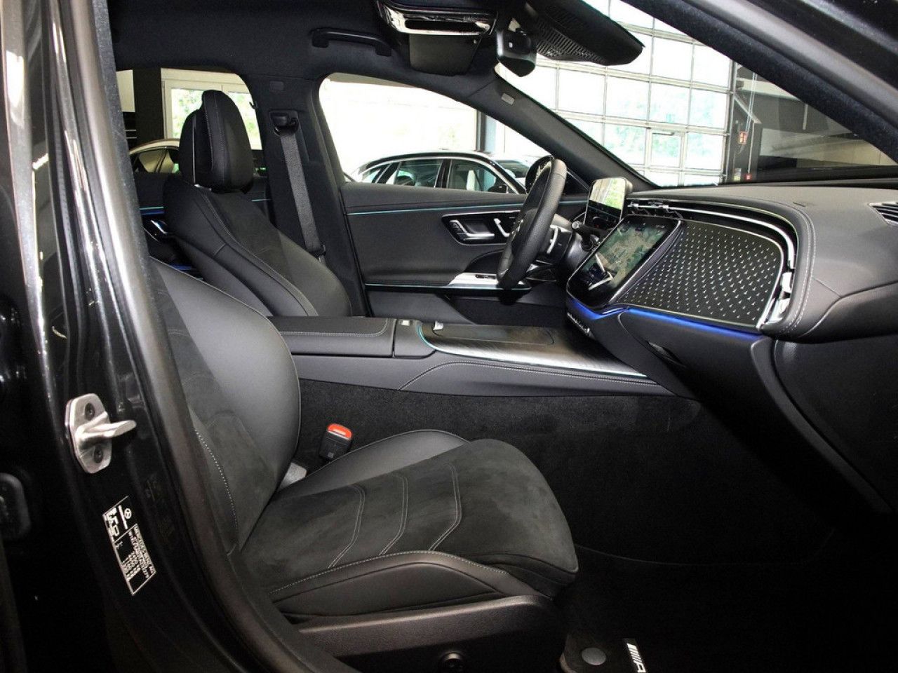 Mercedes-Benz E-Klasse – Bild 4