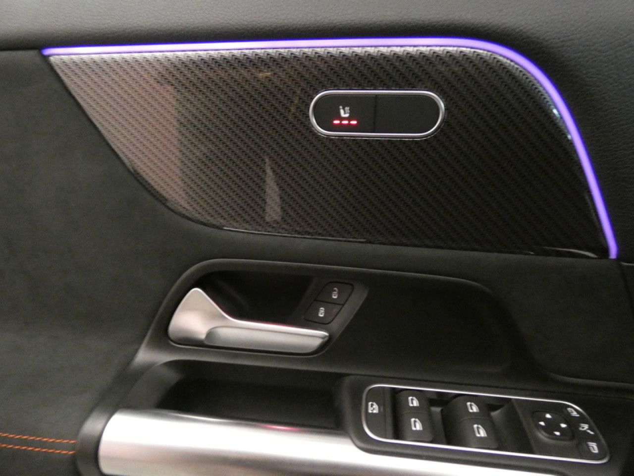 Photo du v&eacute;hicule 15 / 18