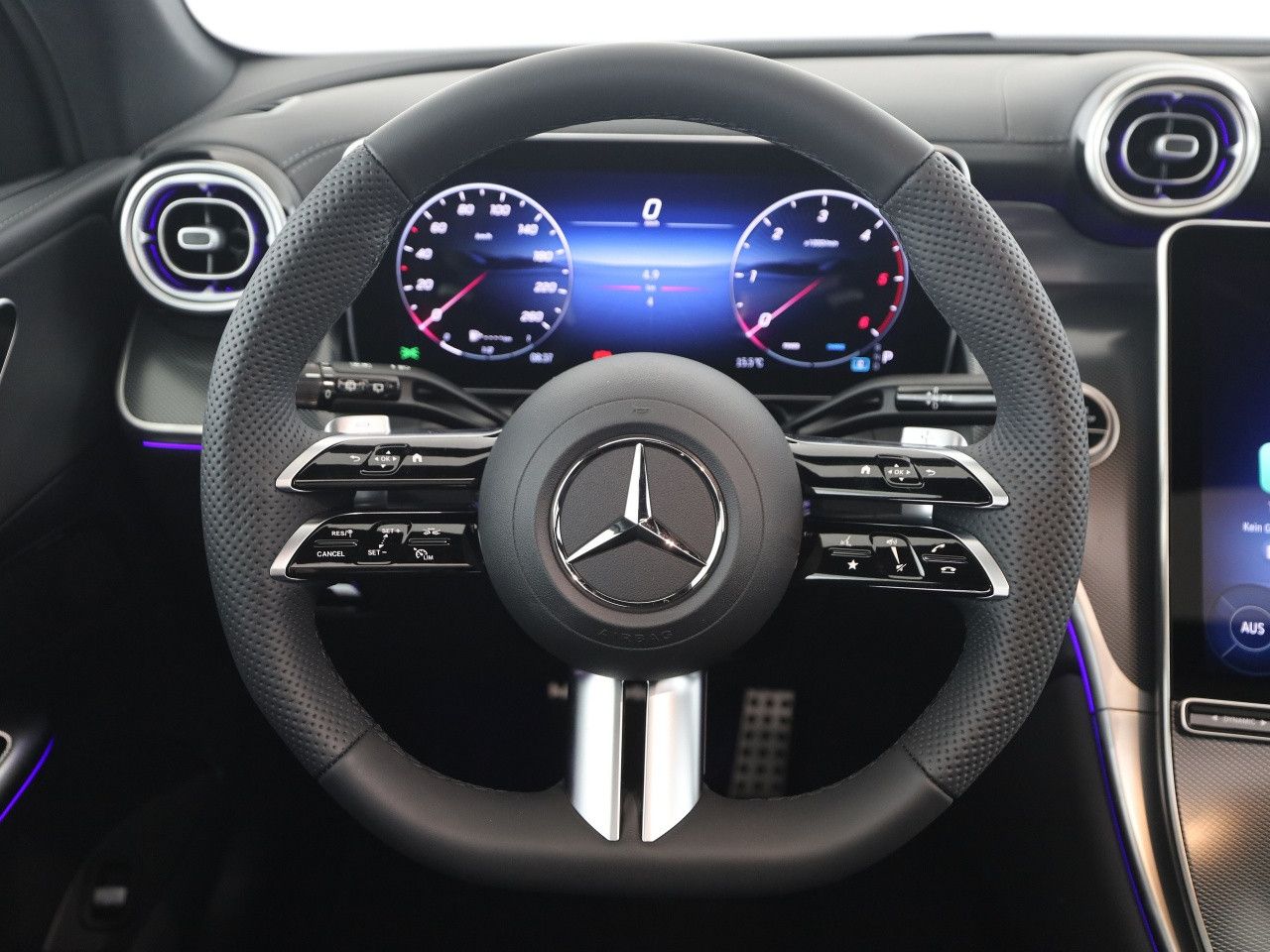 Mercedes-Benz GLC – Bild 11
