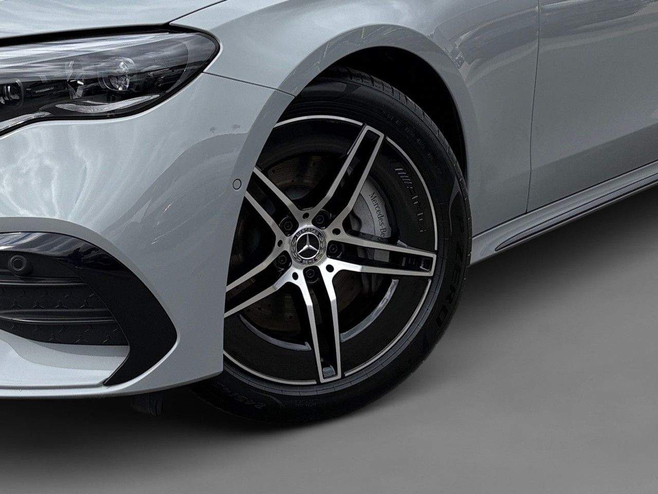 Mercedes-Benz E-Klasse – Bild 10
