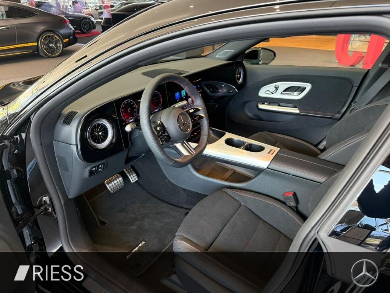 Mercedes-Benz CLA – Bild 4