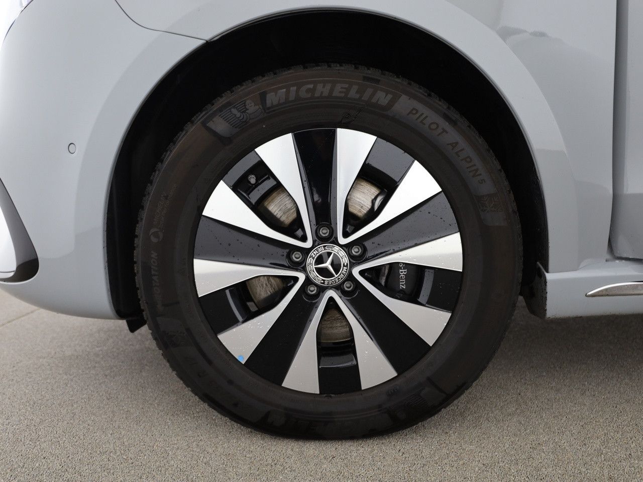 Fahrzeugbild 16 / 24