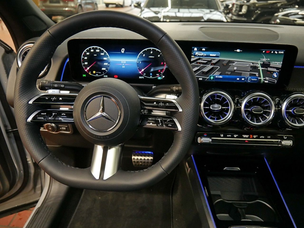 Mercedes-Benz GLB – Bild 11
