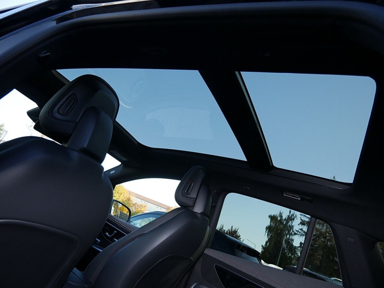 Fahrzeugbild 8 / 14