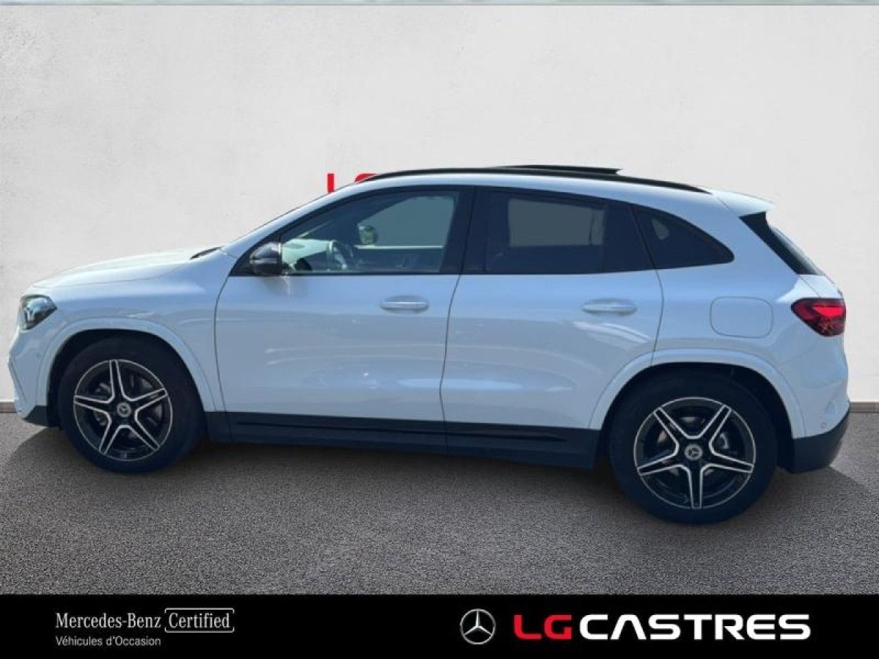 Photo du v&eacute;hicule 4 / 18