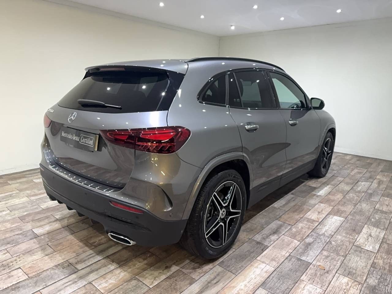 Photo du véhicule 3 / 18