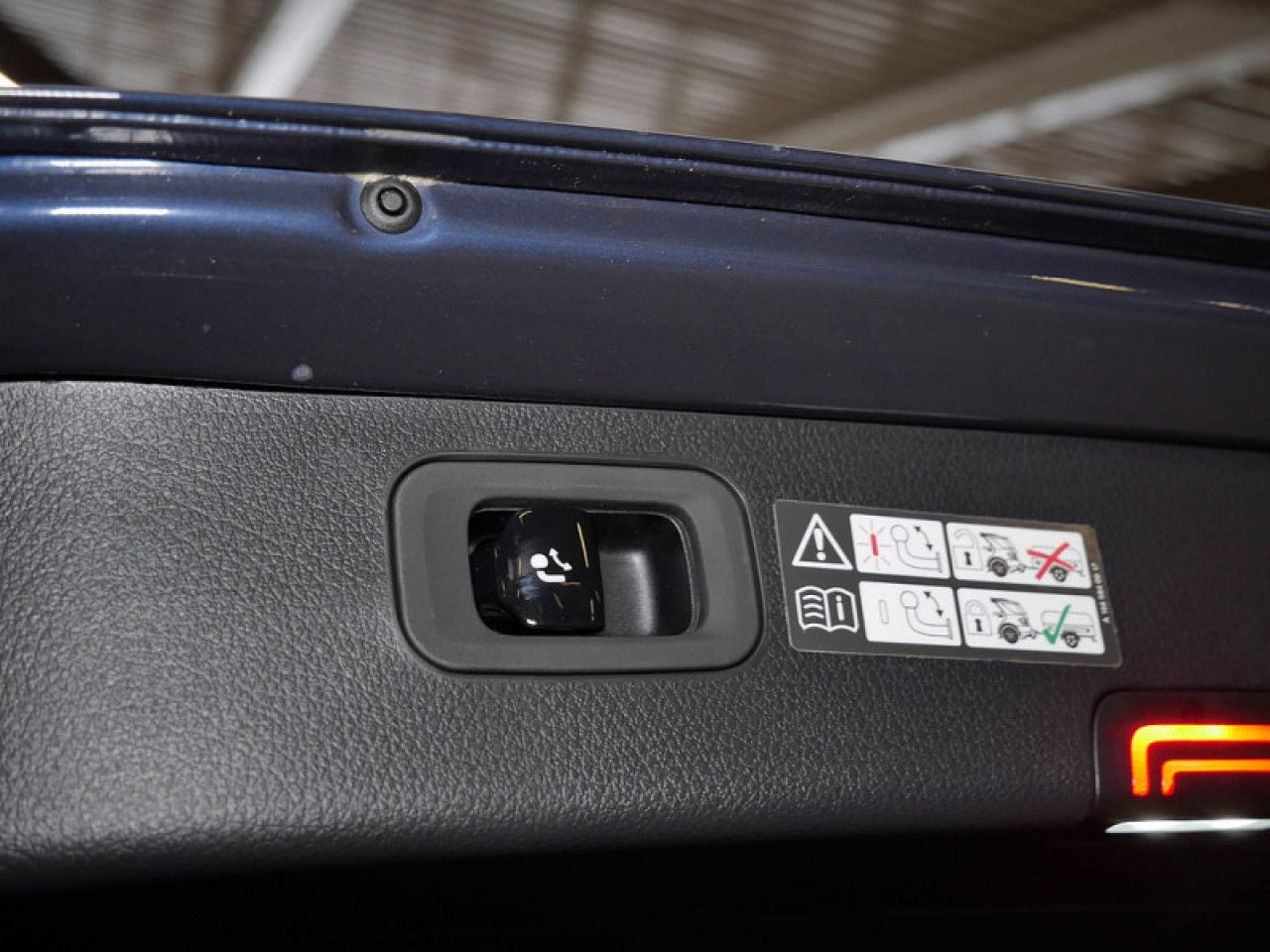Mercedes-Benz C-Klasse – Bild 12