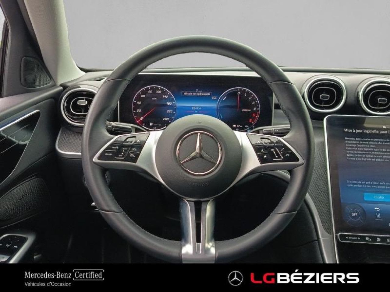 Photo du v&eacute;hicule 14 / 18