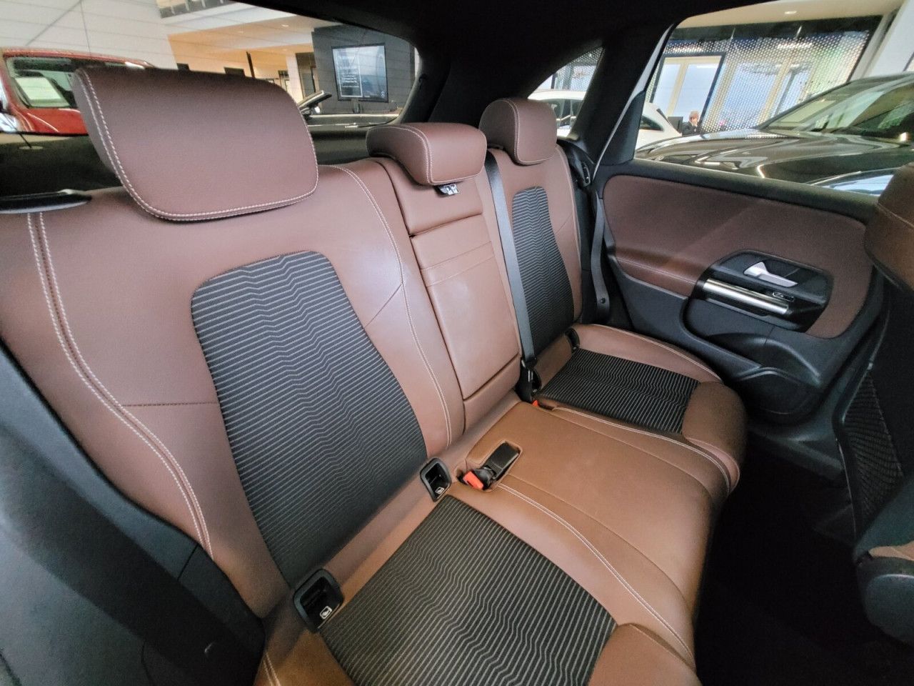 Fahrzeugbild 11 / 15