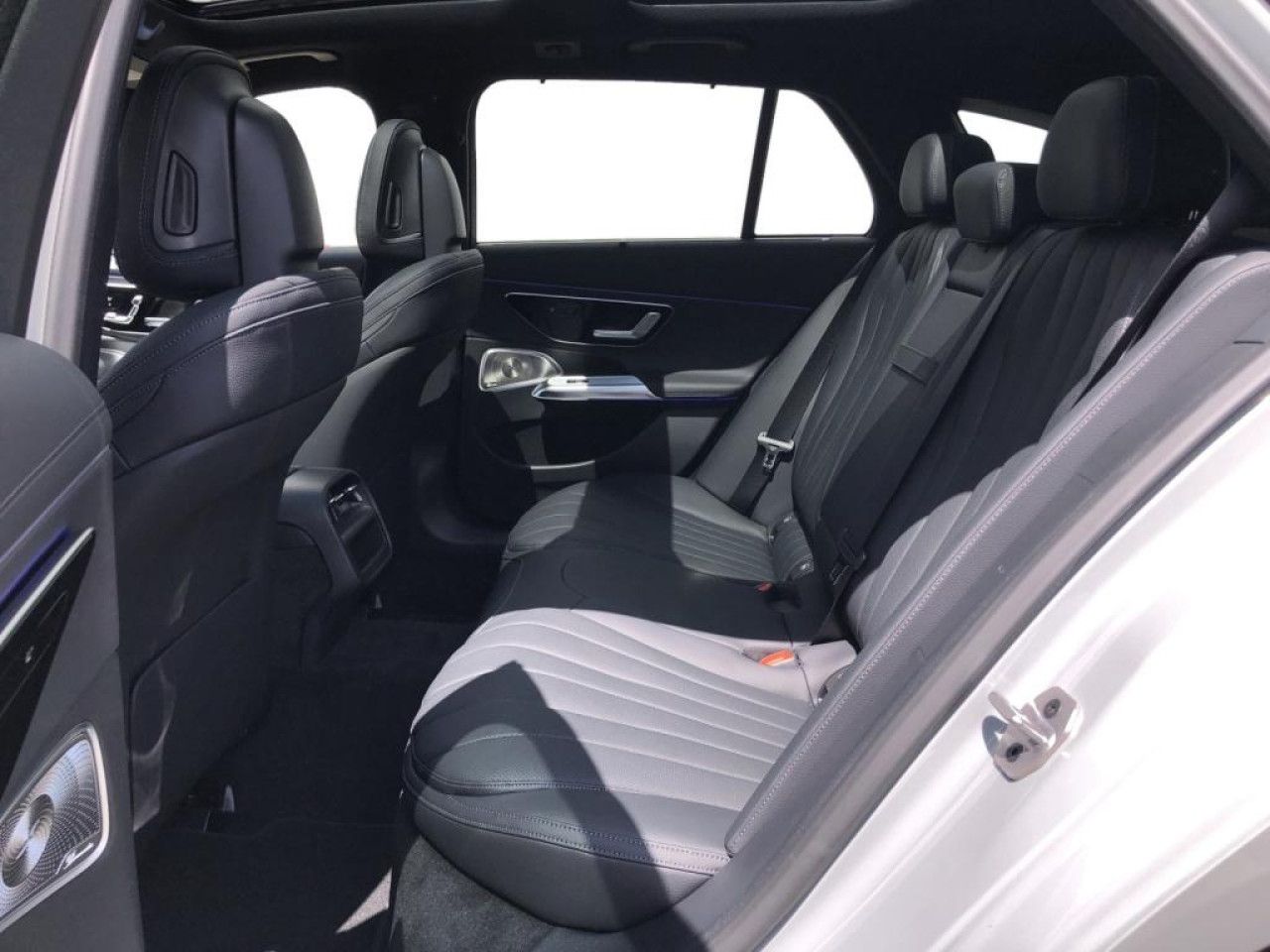 Mercedes-Benz E-Klasse – Bild 7